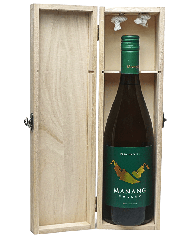Manang Valley Sweet White 750ML with Gift Box Manang Valley Sweet White 750ML with Gift Box
